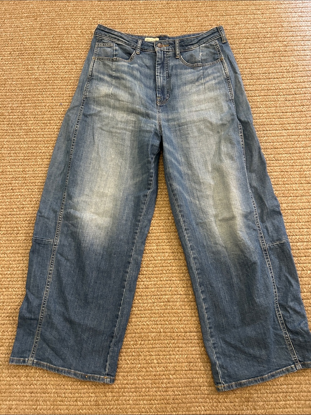 Anthropologie Pilcro barrrl Jean size 30T